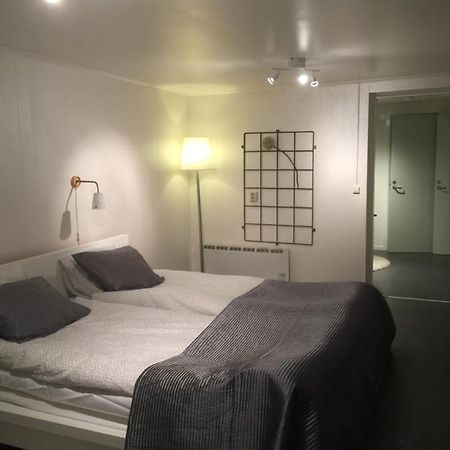 Bo Centralt I Vaernamo Esterno foto