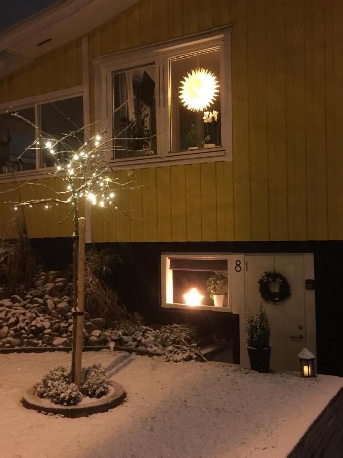 Bo Centralt I Vaernamo Esterno foto